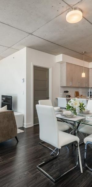 4-1/2+ À LOUER À LAVAL | 2 BEDROOM + 1.5 BATHROOM APARTMENTS - Photo 1