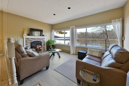 Maison à étages à louer - Saint-Eustache (Est) - Photo 5