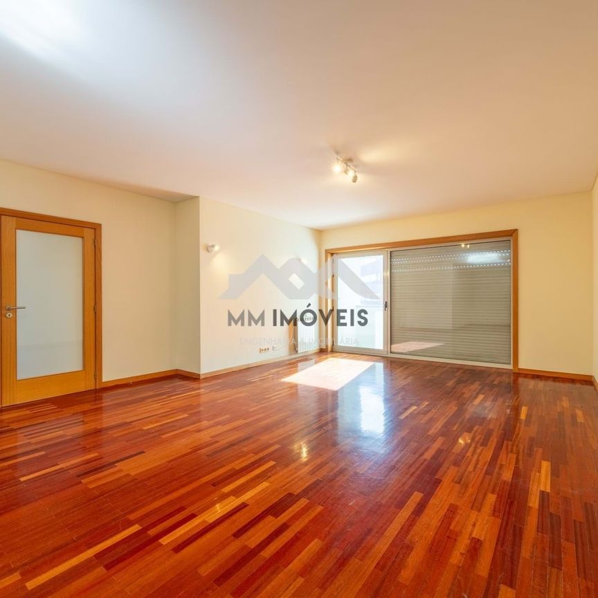 Apartamento T4 em Porto - Photo 1