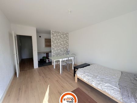 Location Appartement 1 pièce 30m² - Photo 3