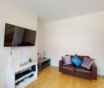 4 bedroom house to rent - Photo 1