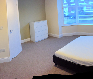 Spencer Street Unit 4 - Photo 3