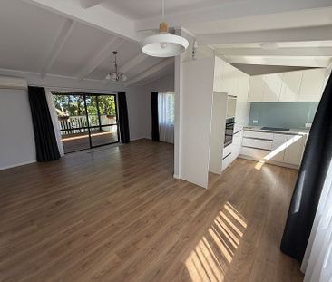 Sunny 3-Bedroom Home in Massey - Large Deck & Yard - Photo 2