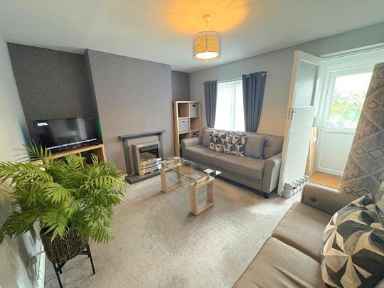 2 bedroom terraced house to rent - Photo 1