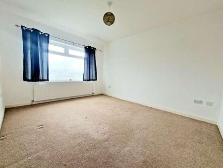 Colinwood Close, BL9 - Photo 5