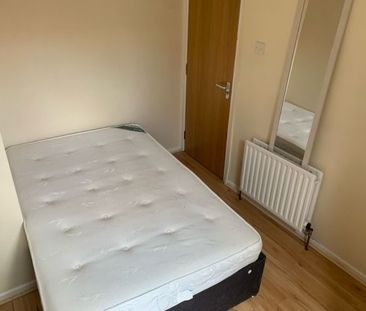 32 Palestine Street, Belfast BT7 1QJ - Photo 5
