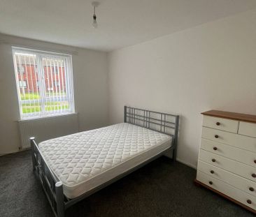 Warren Court, Hartlepool - Photo 2