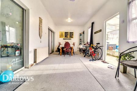 3 bedroom terraced house to rent - Photo 2