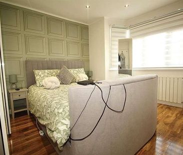 Bedford Crescent, Enfield, EN3 - Photo 6