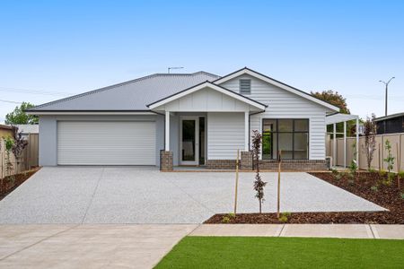 1-9/8 Donelly Avenue, West Wodonga - Photo 3