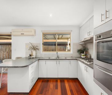 Charming Family Home in a Prime Meadow Heights Locale - Photo 6