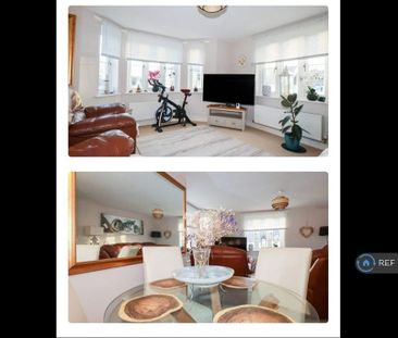 2 bedroom flat to rent - Photo 6