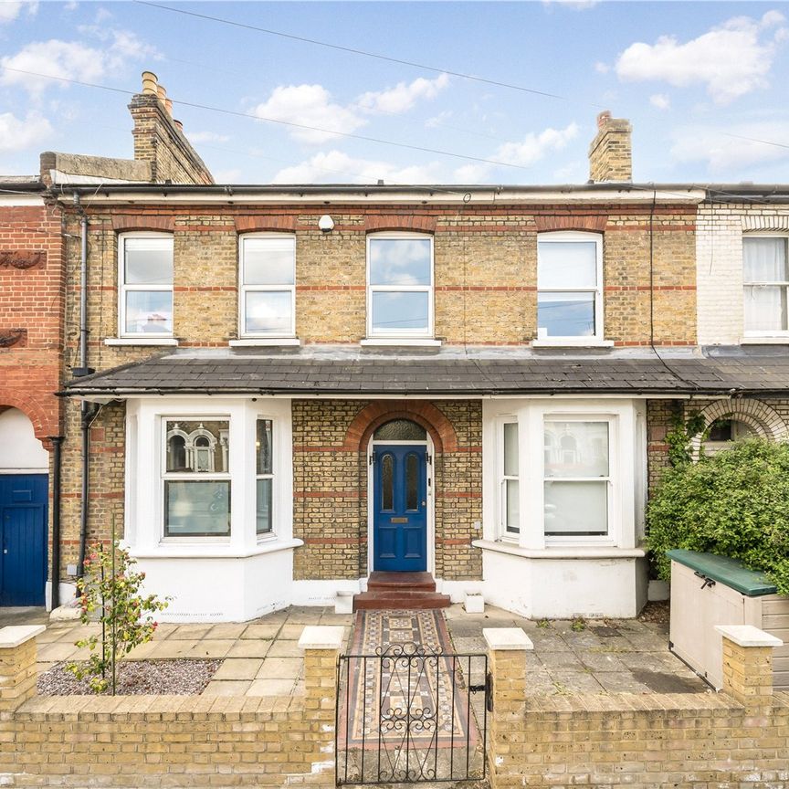 Longley Road, Tooting, SW17, London - Photo 1