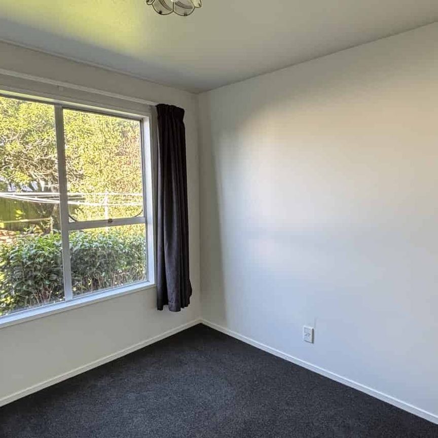 Well Presented Family Home - Photo 1