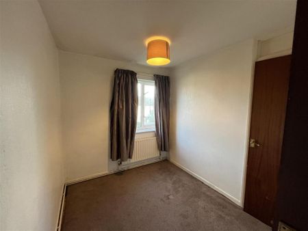 3 bedroom apartment to rent - Photo 3