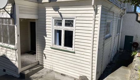 Affordable 2 Bedroom unit - Photo 5