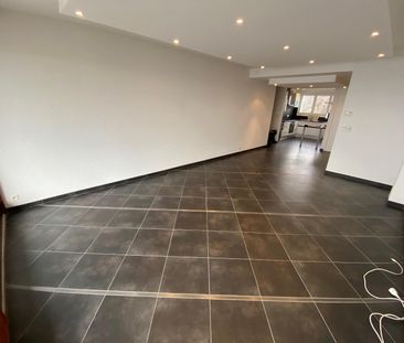Location Appartement 3 pièces 88m² THONON LES BAINS 74200 - Photo 4