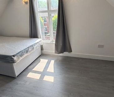 7 bedroom house of multiple occupation to rent - Photo 1