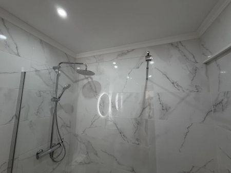 Almada, Cova da Piedade, Pragal e Cacilhas - Photo 2