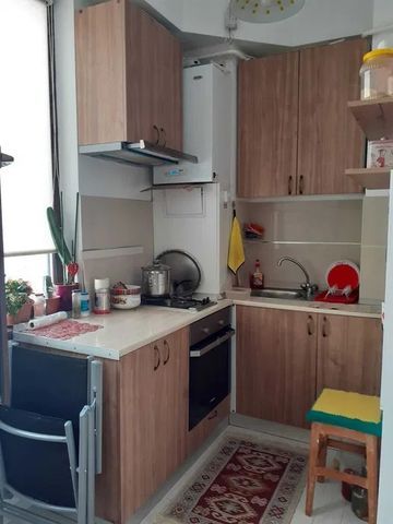 Apartament cu 1 camera, decomandat, zona Tatarasi - Photo 4