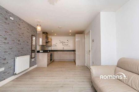 Stevens Way, Church Crookham, Fleet, Hampshire, GU52 - Photo 4