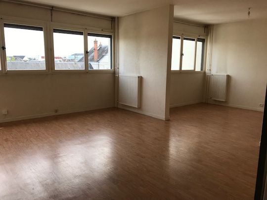 Location Appartement 4 pièces 83m² TOURS 37000 - Photo 1