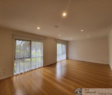 17 Westminster Avenue, Dandenong North - Photo 3