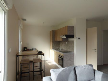 Location Maison 3 pièces 50m² MER 41500 - Photo 4