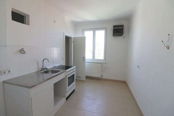 NeubauWohnung im 4. Stock ohne Lift (WG geeignet) - Foto 1