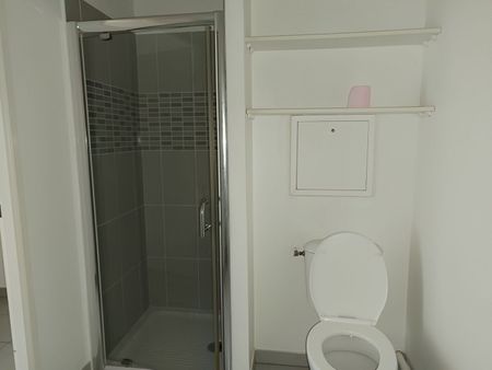 Location Appartement 2 pièces 41m² - Photo 4