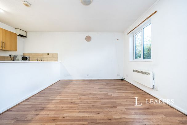 1 bedroom maisonette to rent Denmead, Two Mile Ash, Milton Keynes, MK8 - Photo 1