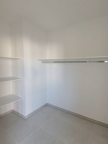Location Appartement 4 pièces 117m² AIX EN PROVENCE 13100 - Photo 4