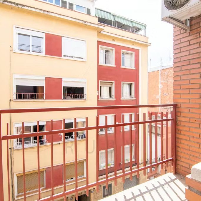 Carrer de Mas, L'Hospitalet de Llobregat, Catalonia 08904 - Photo 1