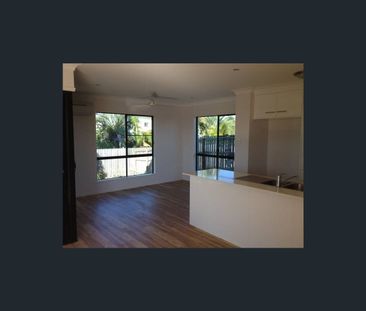 1B College Court, North Mackay, Qld 4740 - Photo 4