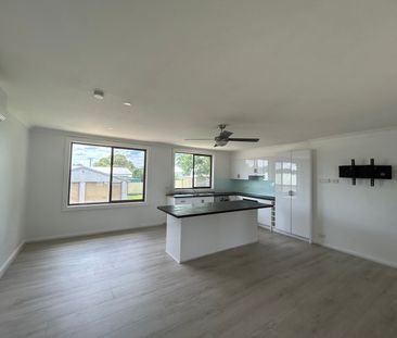 Home For Rent - Photo 4