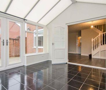 3 bedroom semi-detached house to rent - Photo 1