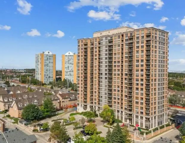 Strathaven Tower #11327 | 55 Strathaven Drive, Mississauga - Photo 1