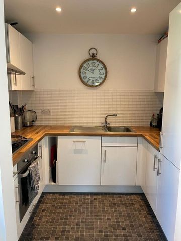1 bedroom flat to rent - Photo 5