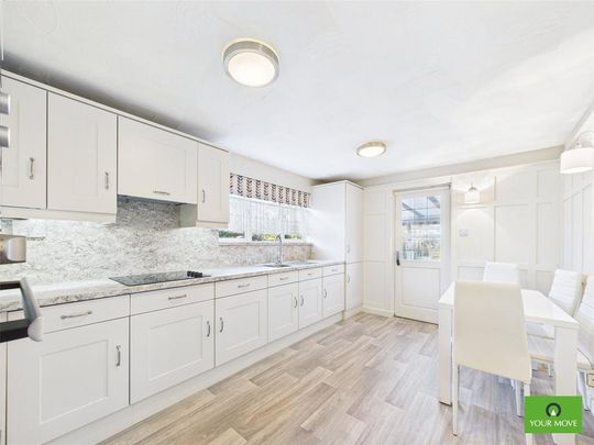 2 bedroom bungalow to rent - Photo 1