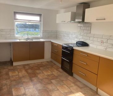 77 Main Street, Kircubbin, BT22 2SR - Photo 5