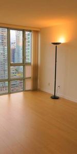 1 Bedroom + Solarium (2nd Bedroom) + Den Available for Rent - Photo 4