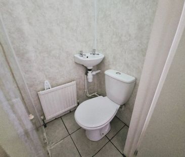 Cromwell Street, SWANSEA - Photo 4