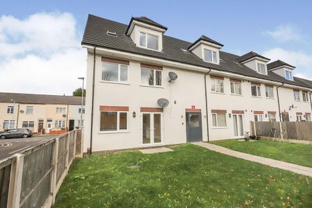 2 bedroom flat to rent - Photo 5