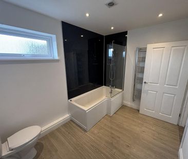 3 bedroom flat to rent - Photo 5