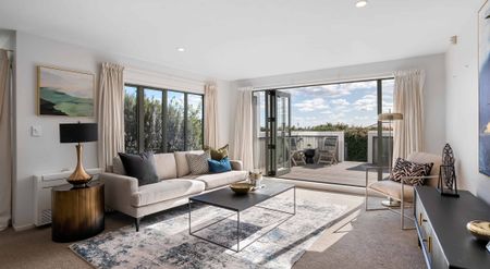 Elevated, North-Facing Home with Stunning Views - Photo 4