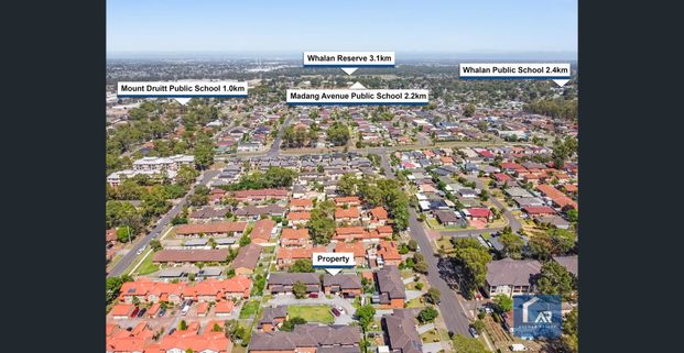 Townhouse - For Lease - Photo 1