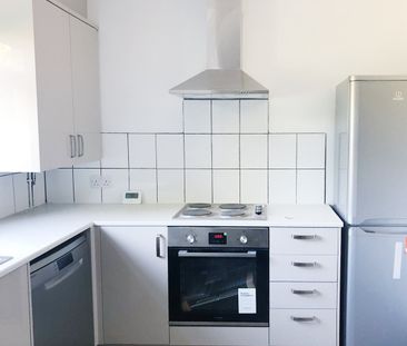 3 Bed Terraced House, Cranmore Crescent, BS10 - Photo 6