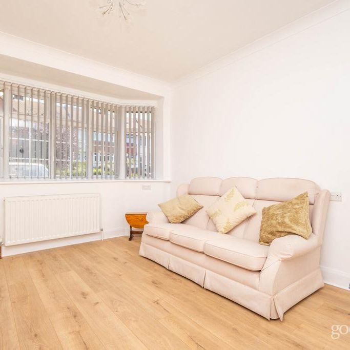 2 bedroom maisonette to rent - Photo 1