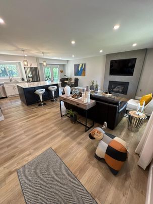 For Lease - 15 Southland Drive, London South, Ontario - Photo 1