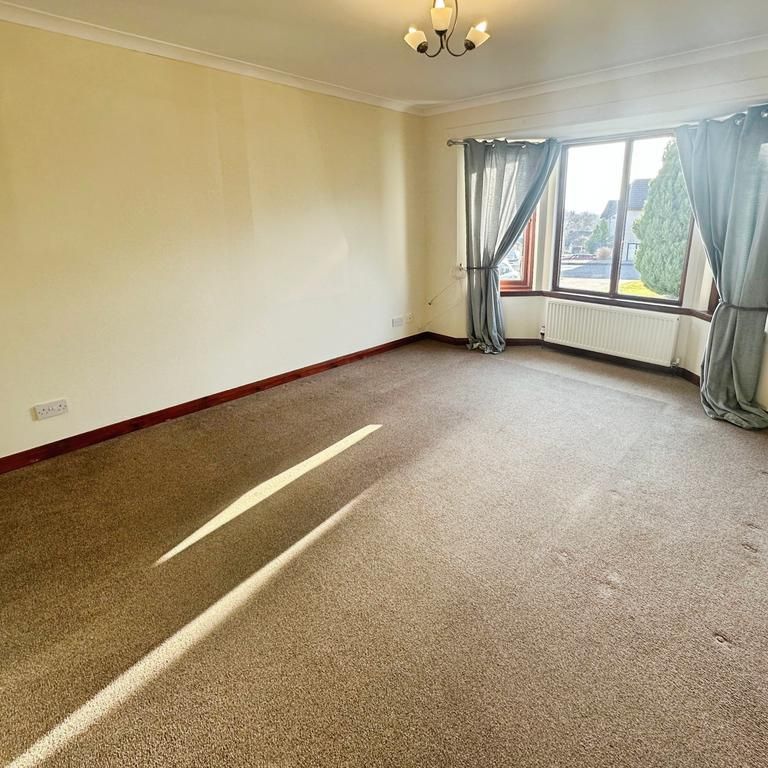 4 bedroom detached house to rent - Photo 1